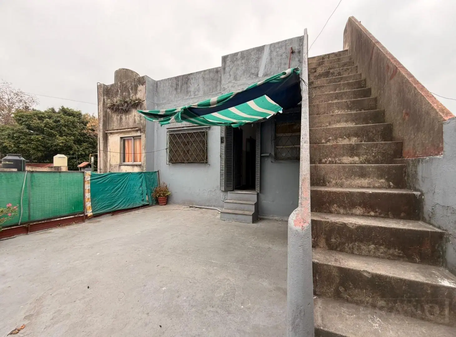 Inmueble en Venta con 3 viviendas local y garaje. Sobre Matheu a 7 de Balbin 5