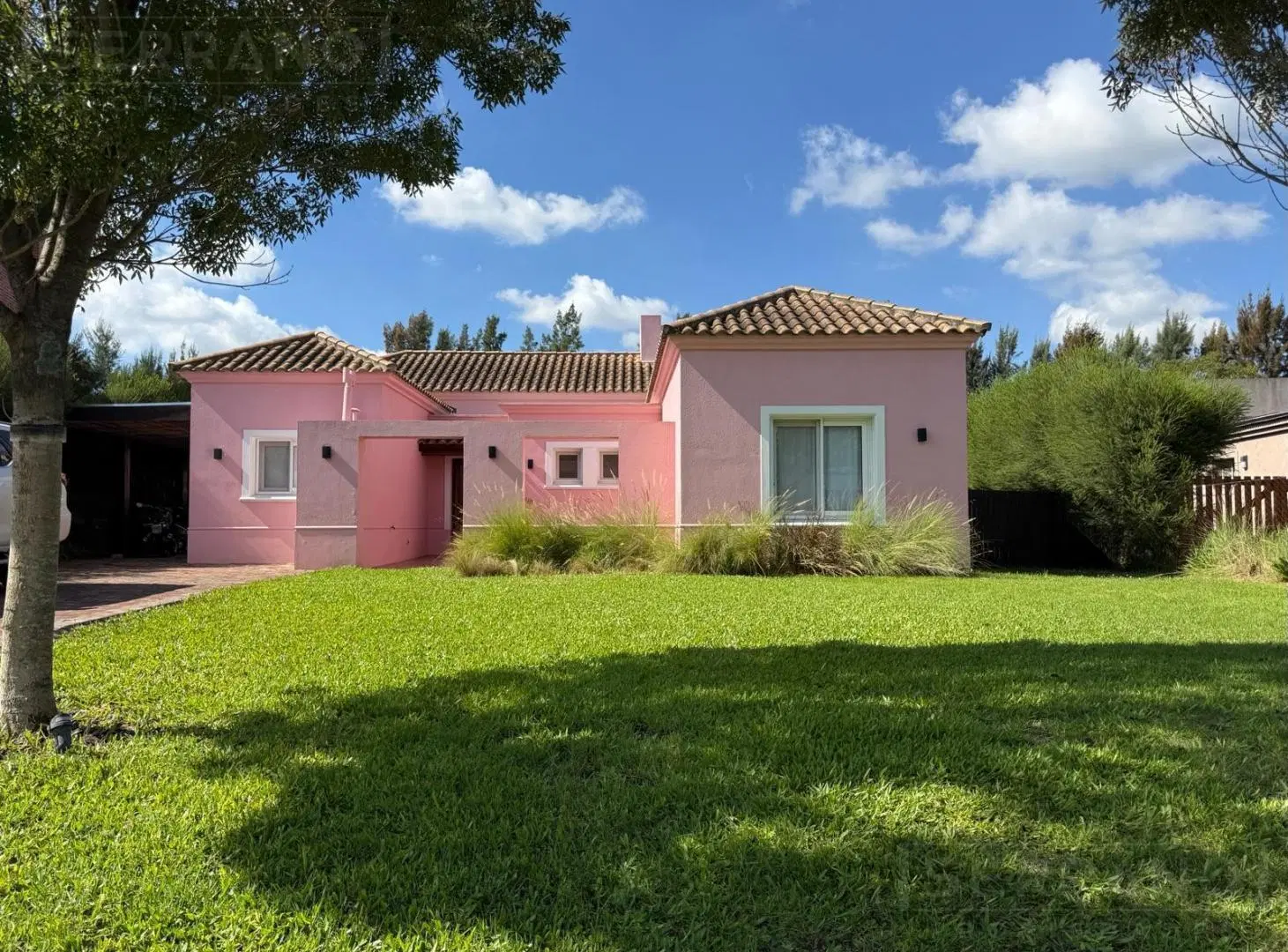 Venta Casa 4 ambientes en Santa Teresa. Apto Credito. Escritorio y Lavadero. 4