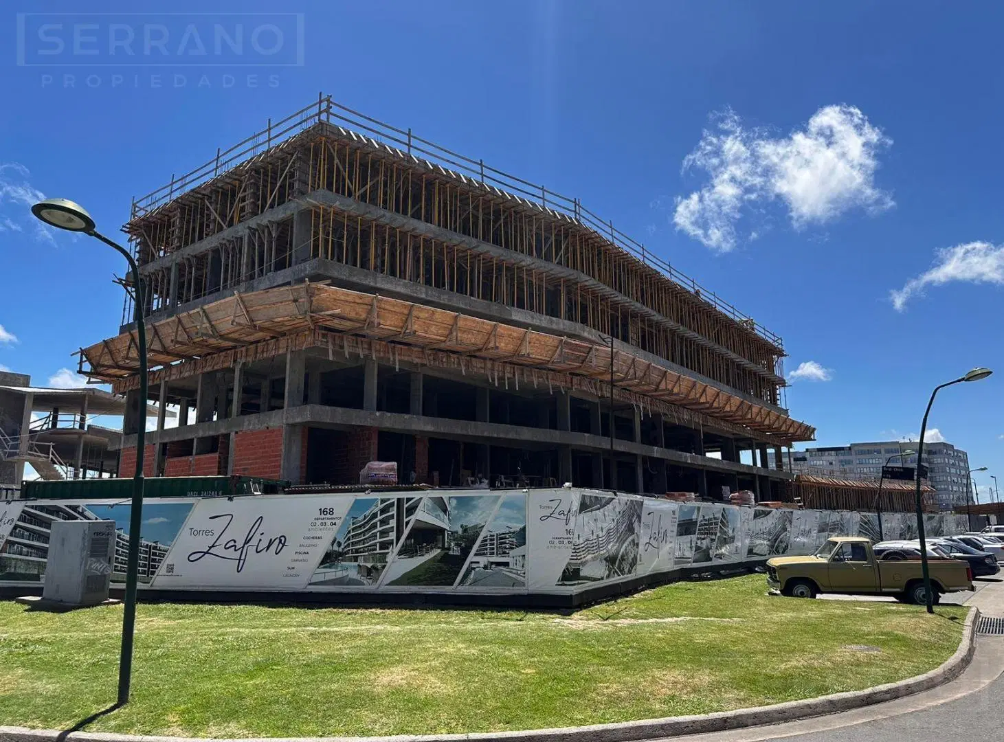 Venta en pozo Departamento 2 ambientes con jardin en Torres Zafiro, Nordelta. 4