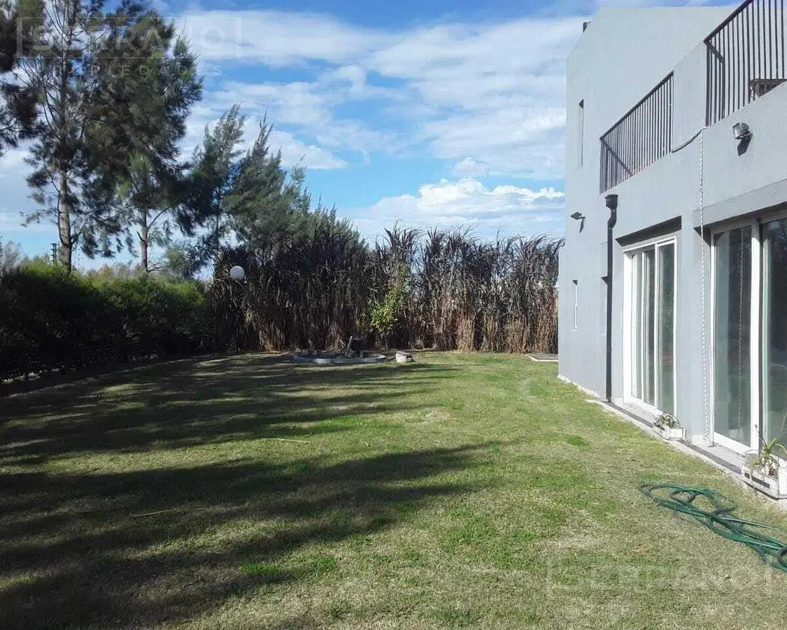 Casa 4 dormitorios, 1 master, Playroom, Piscina, Venta en San Matias, Escobar 2