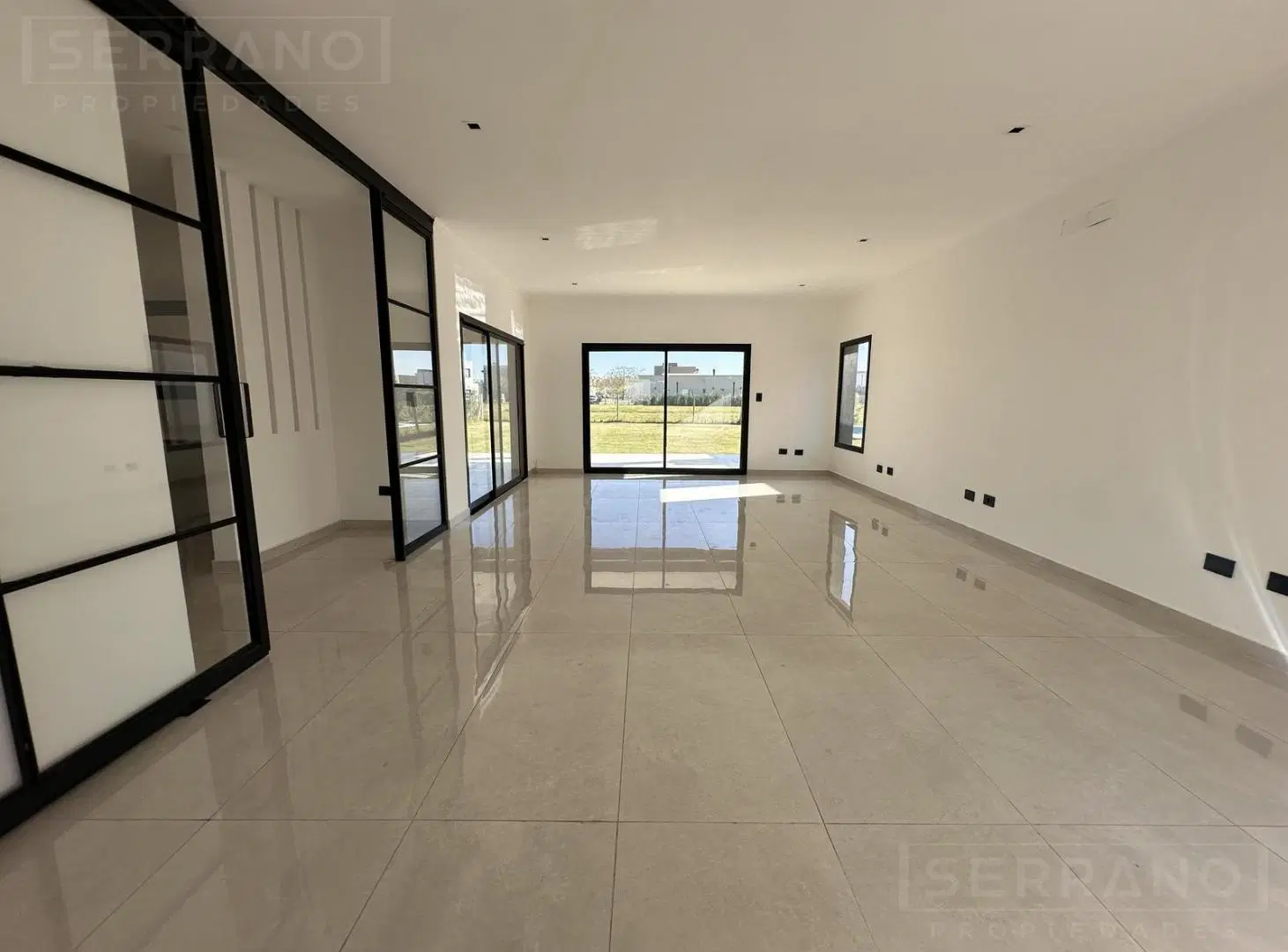 Venta casa 6 ambientes a estrenar en el barrio San Pablo, Pilar 1