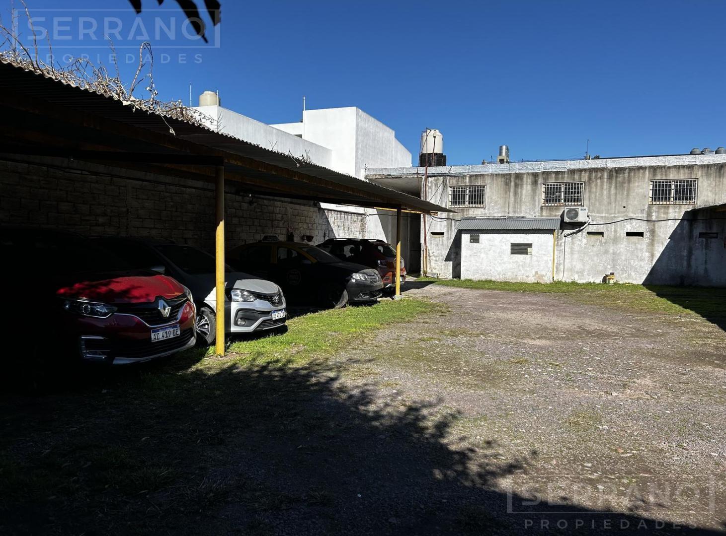 Foto de Terreno en venta 4 locales comerciales y 17 cocheras, Boulogne San Isidro (con renta), imagen 2