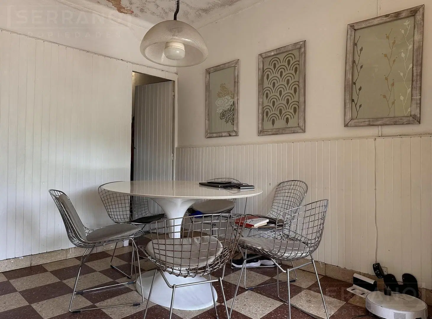 Casa en venta de 3 amb. con jardín y un amplio garaje en Tigre centro a metros del río 4