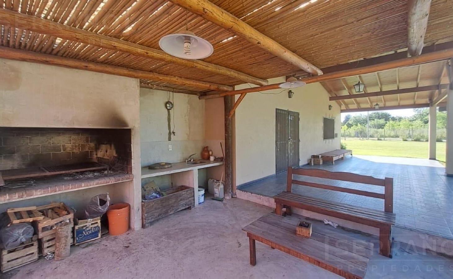 Foto de Venta Casa 3 dormitorios, dos baños, Barrio Comarca del Sol, Exaltación de la Cruz, imagen 3