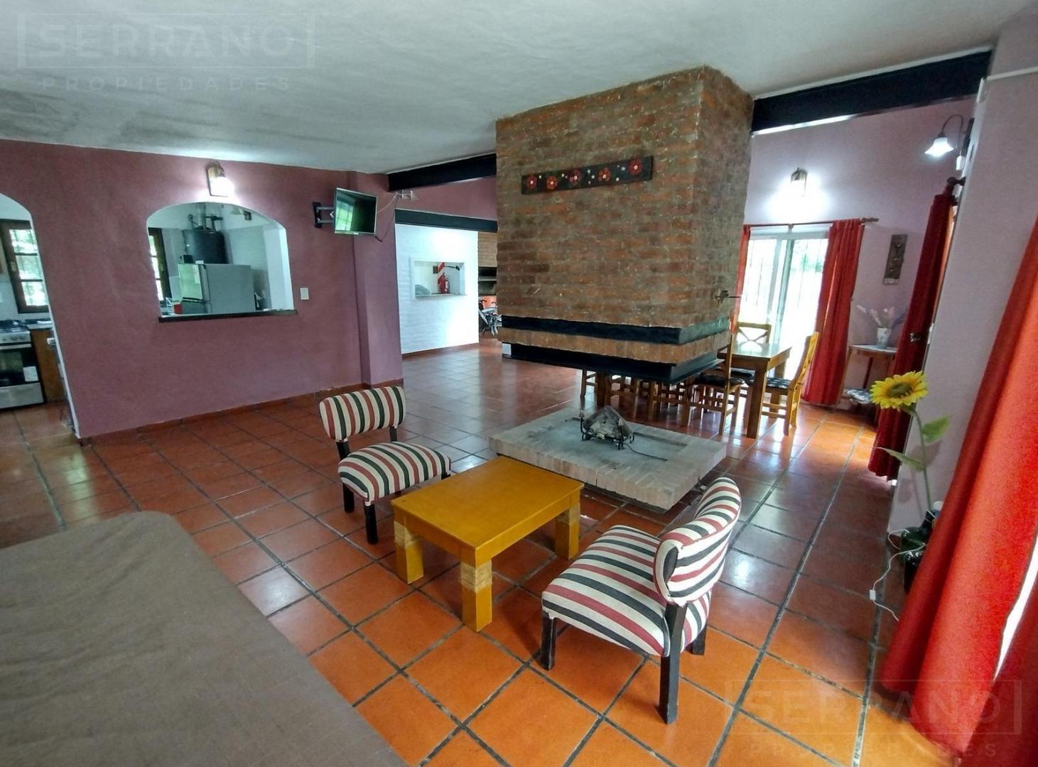 Foto de Venta. 2 Casas Sobre Lote De 1.900 M2. Quincho Y Pileta. El Remanso, imagen 4