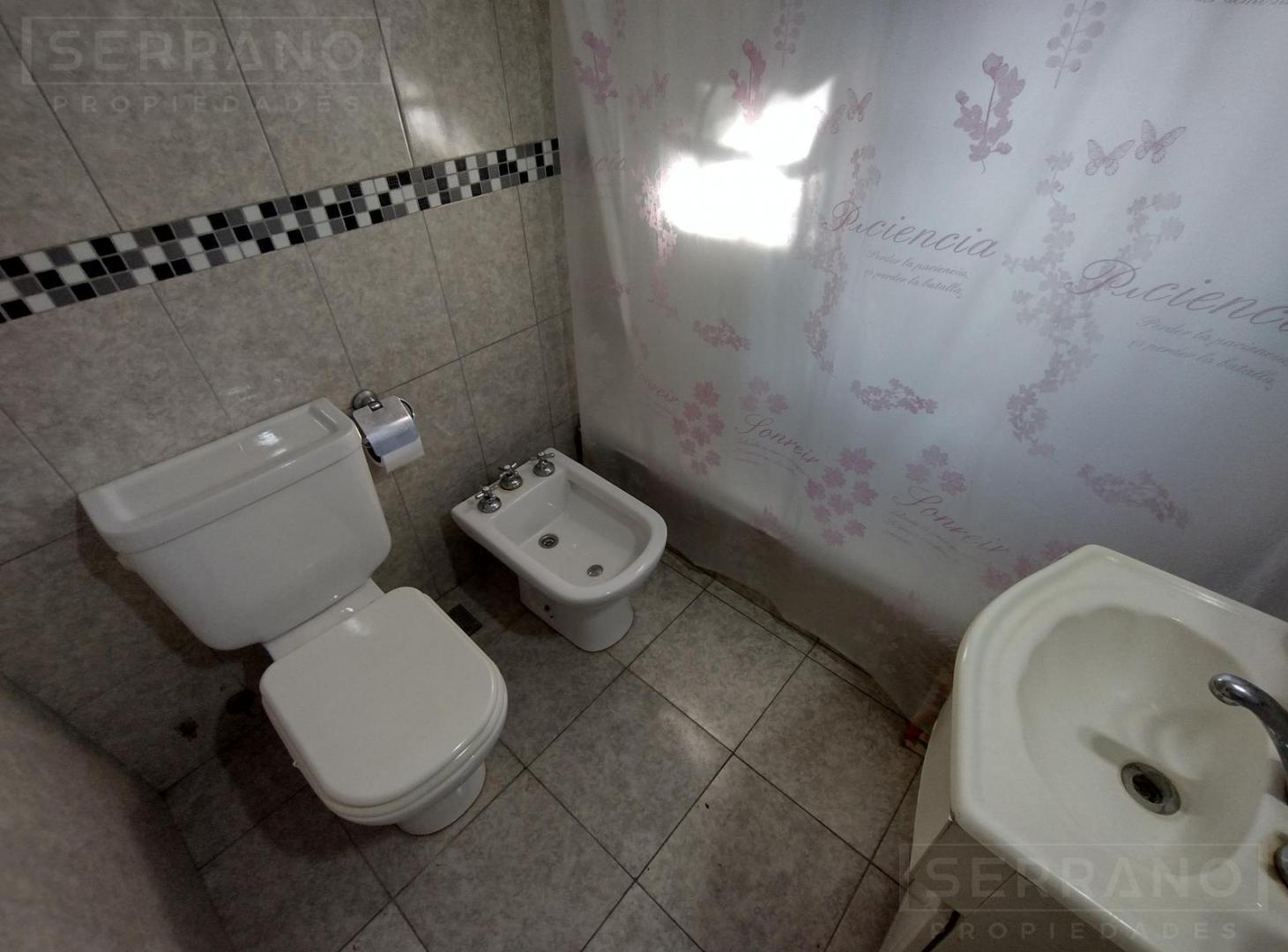 Foto de Venta. Casa 4 Ambientes con Quincho Incorporado Y Pileta. Country El, imagen 5