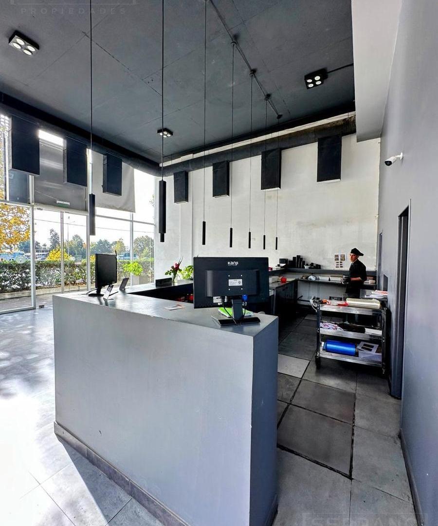 Foto de Local comercial a la Venta Paralelo 50 ubicado en colectora Panmericana, imagen 3