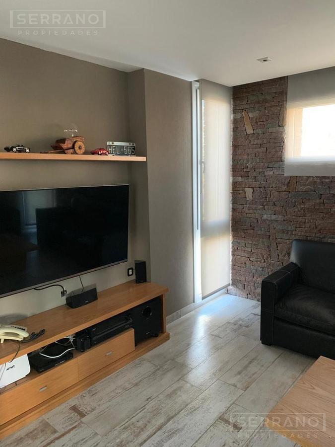 Foto de Venta casa a la laguna con tres dormitorios mas escritorio y playroom, imagen 1