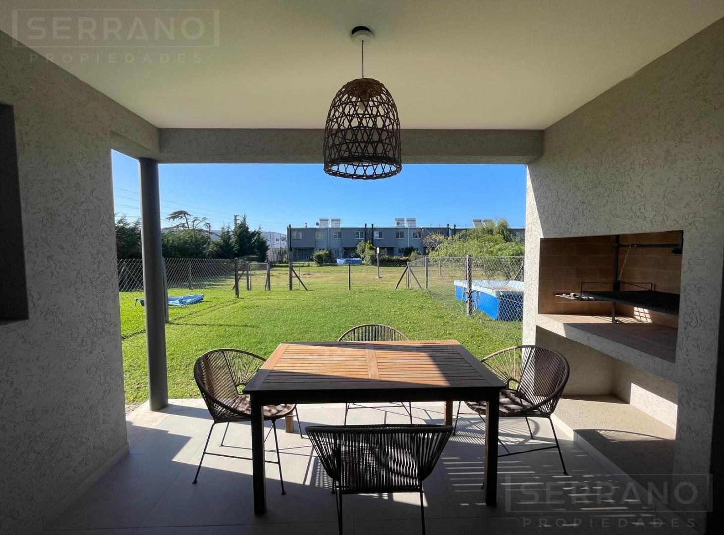 Foto de Casa 4 ambientes , 3 dormitorios en DECS Tortugas – Jardín, parrilla y, imagen 2