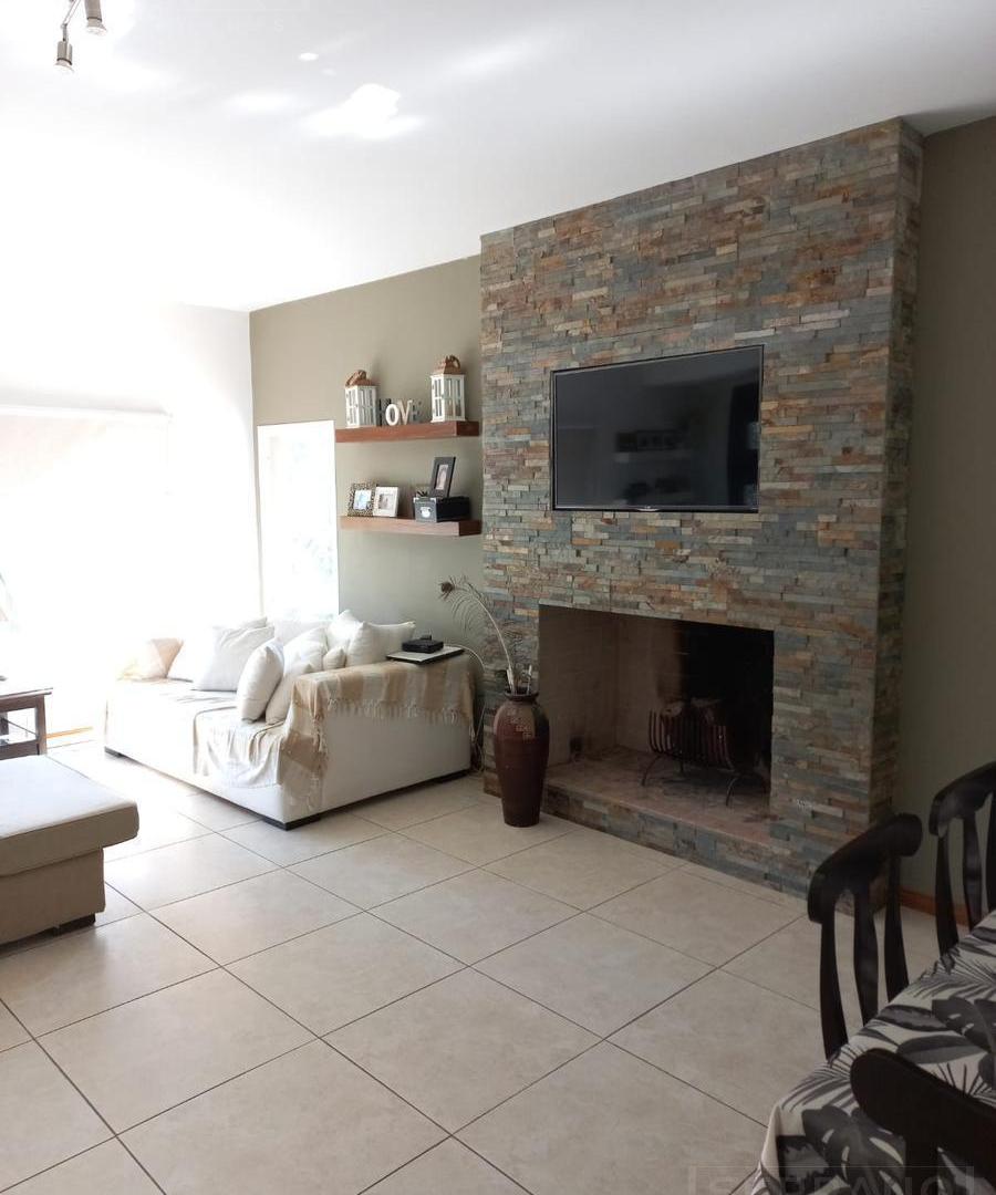 Foto de Venta casa 4 amb en San Isidro Labrador. Villanueva, imagen 2