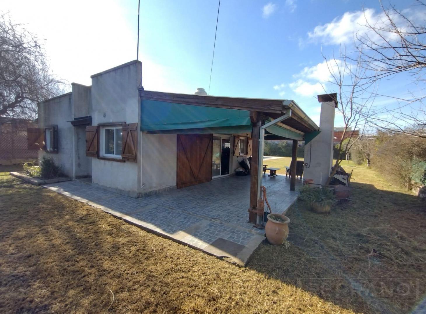 Foto de Venta Casa 3 dormitorios, 2 baños, pileta, calle Moreno al 700, Parque, imagen 1