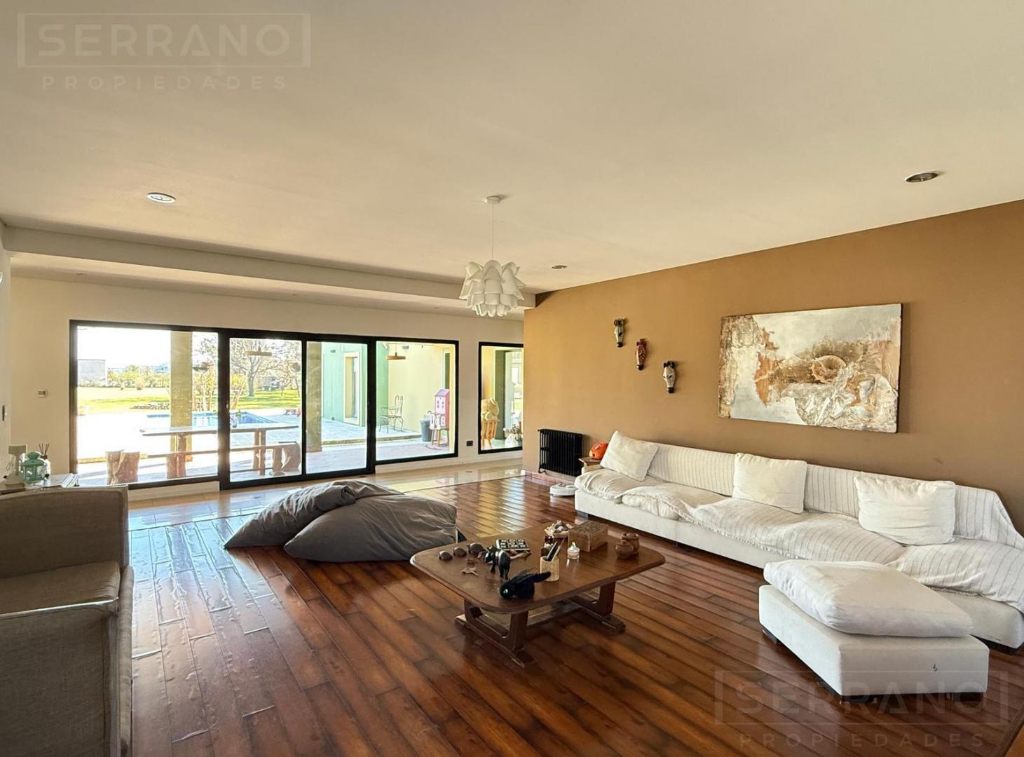 Foto de Venta casa 3 dormitorios, suite, pileta en Barrio Amancay, Fatima, Pilar, imagen 1