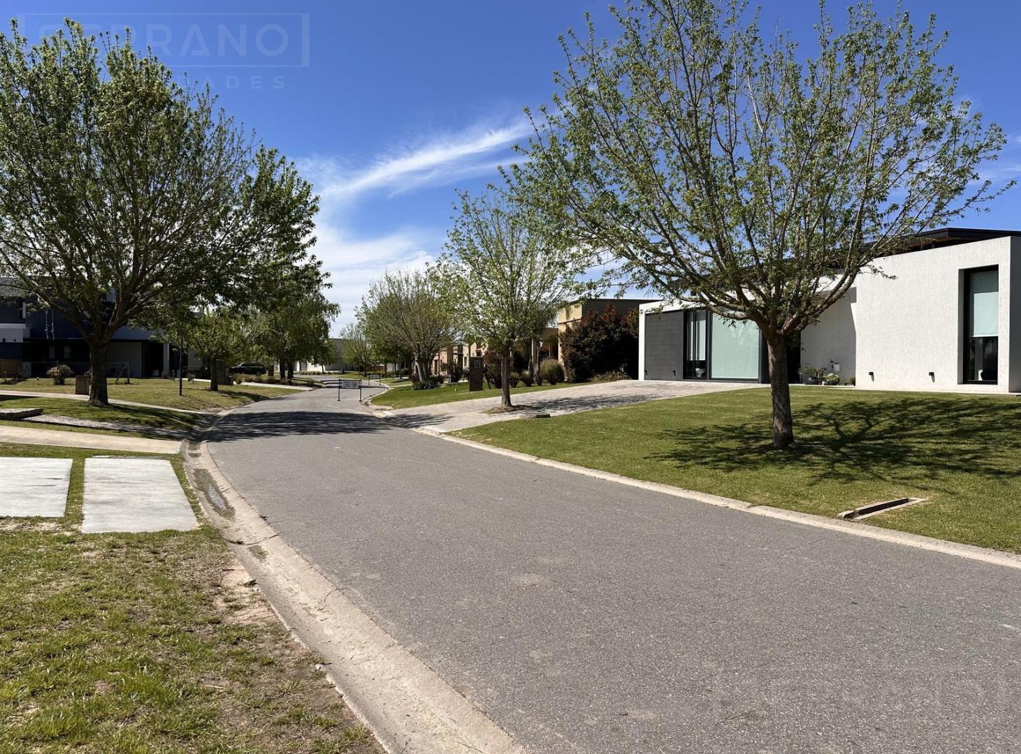Foto de Casa en alquiler anual de 6 ambientes a estrenar con vista directa al, imagen 1