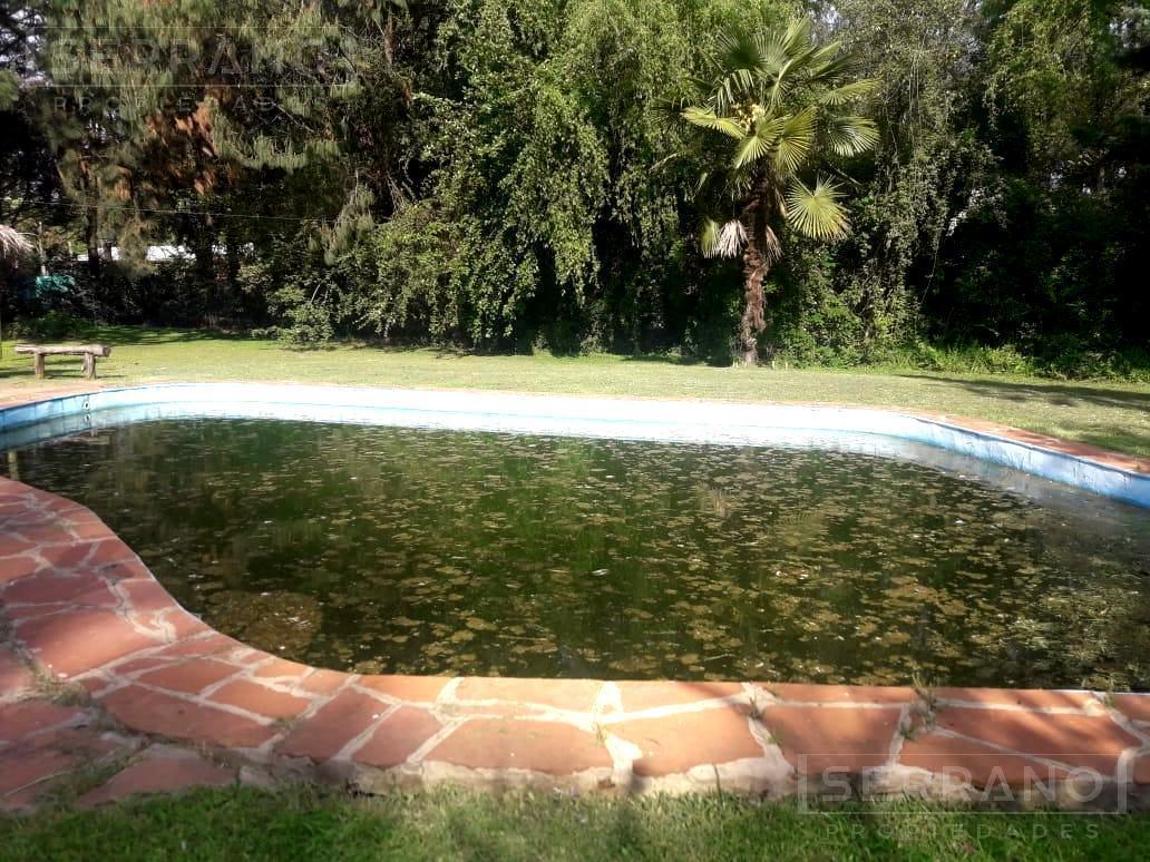 Foto de Venta Casa 4 amb con piscina en Barrio Parque Sakura, Exaltación de la, imagen 4
