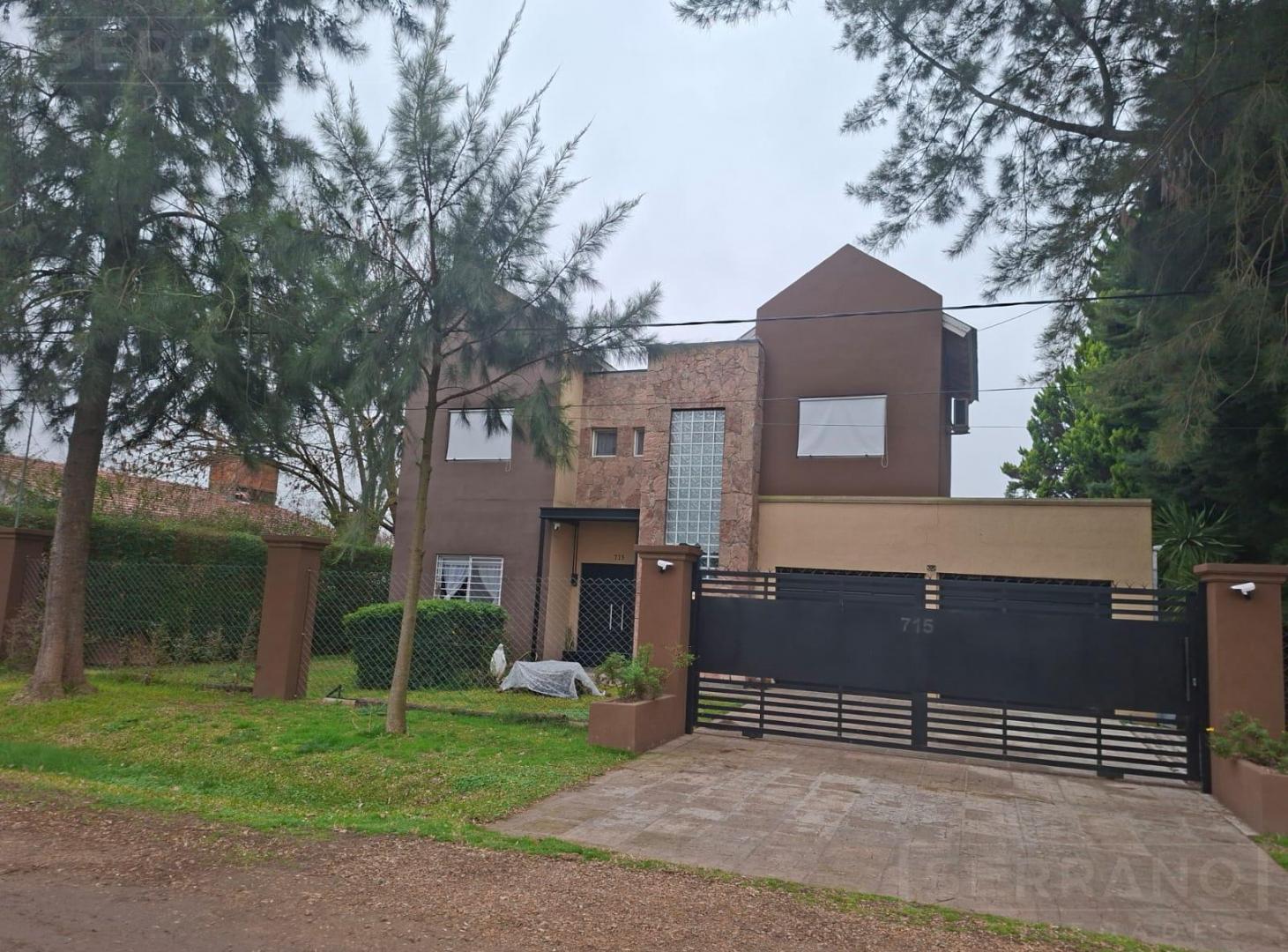 Foto de Venta Casa 3 ambientes, casa de huéspedes, Moreno al 800, Exaltación de, imagen 4