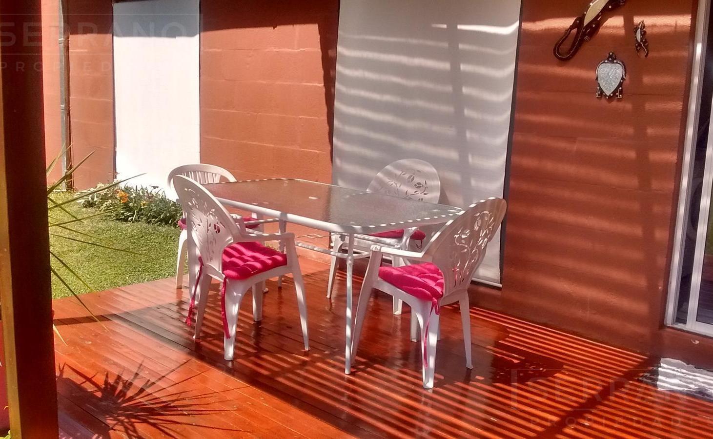 Foto de Venta Casa 3 ambientes, casa de huéspedes, Moreno al 800, Exaltación de, imagen 2