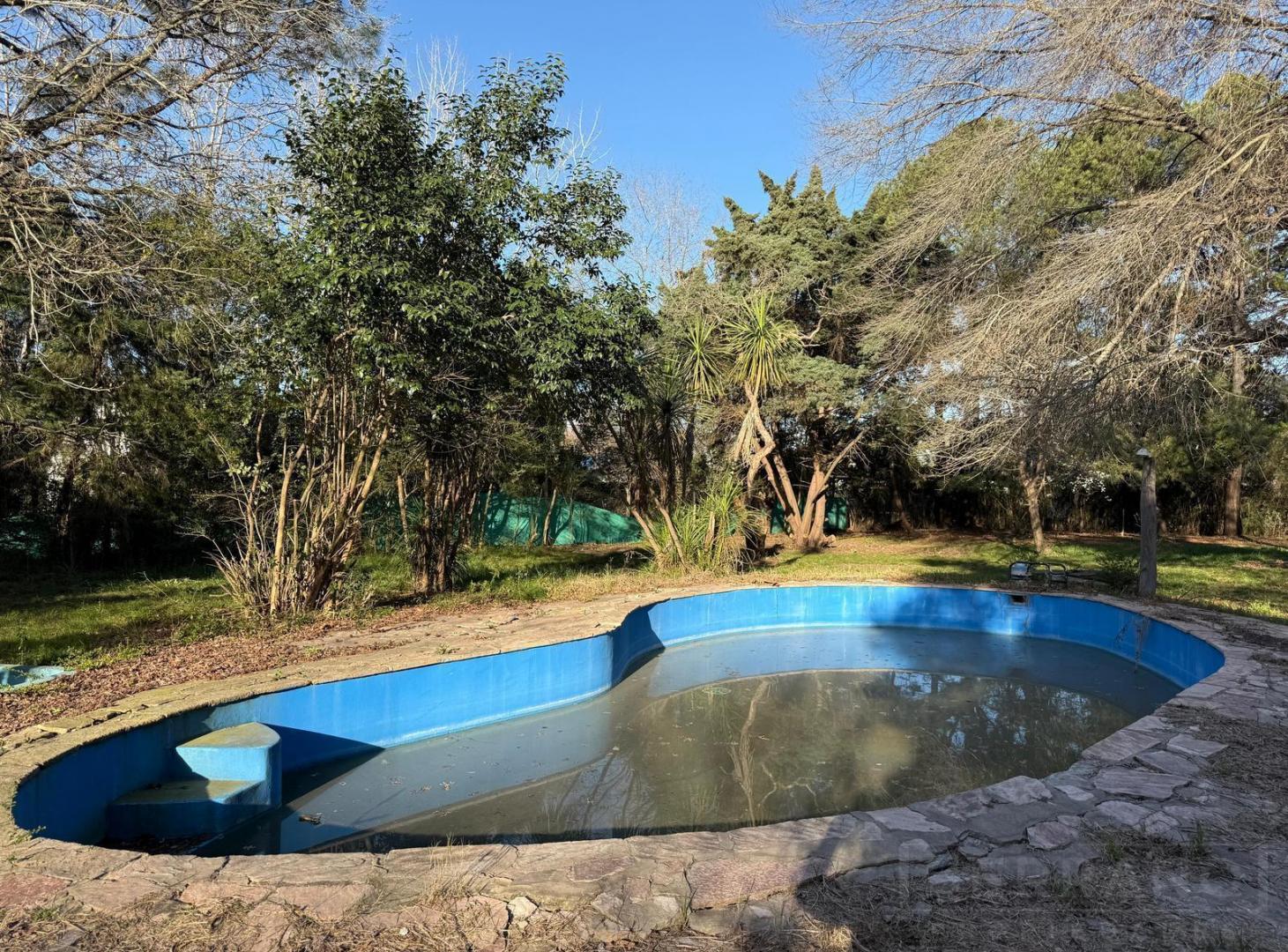 Foto de Venta Casa a refaccionar 4 ambientes, lote de 1460 m2, imagen 4