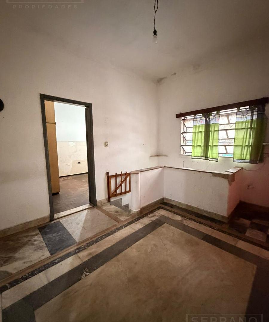 Foto de Inmueble en Venta con 3 viviendas local y garaje. Sobre Matheu a 7 de, imagen 4