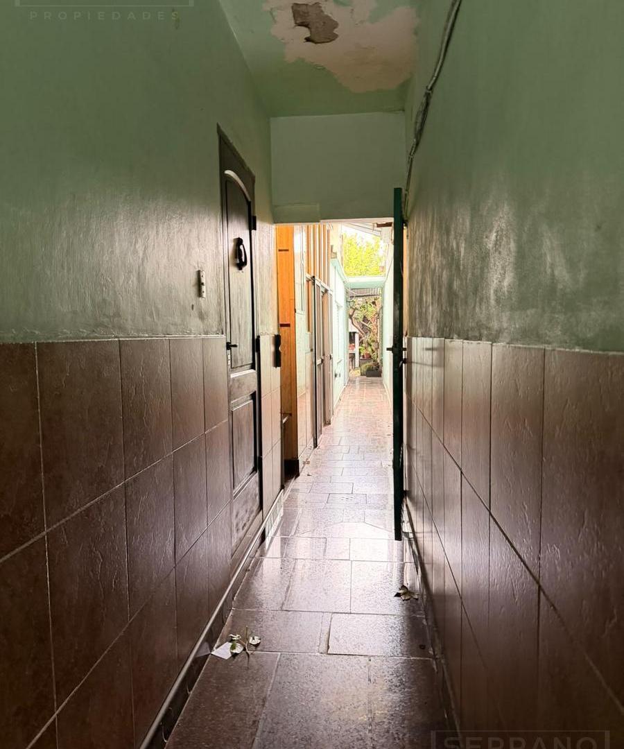 Foto de Inmueble en Venta con 3 viviendas local y garaje. Sobre Matheu a 7 de, imagen 2
