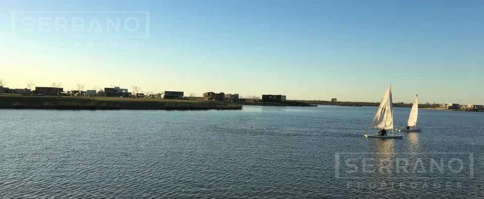 Foto de Lote con fondo para muelle y amarra con salida directa al Rio en Barrio, imagen 5