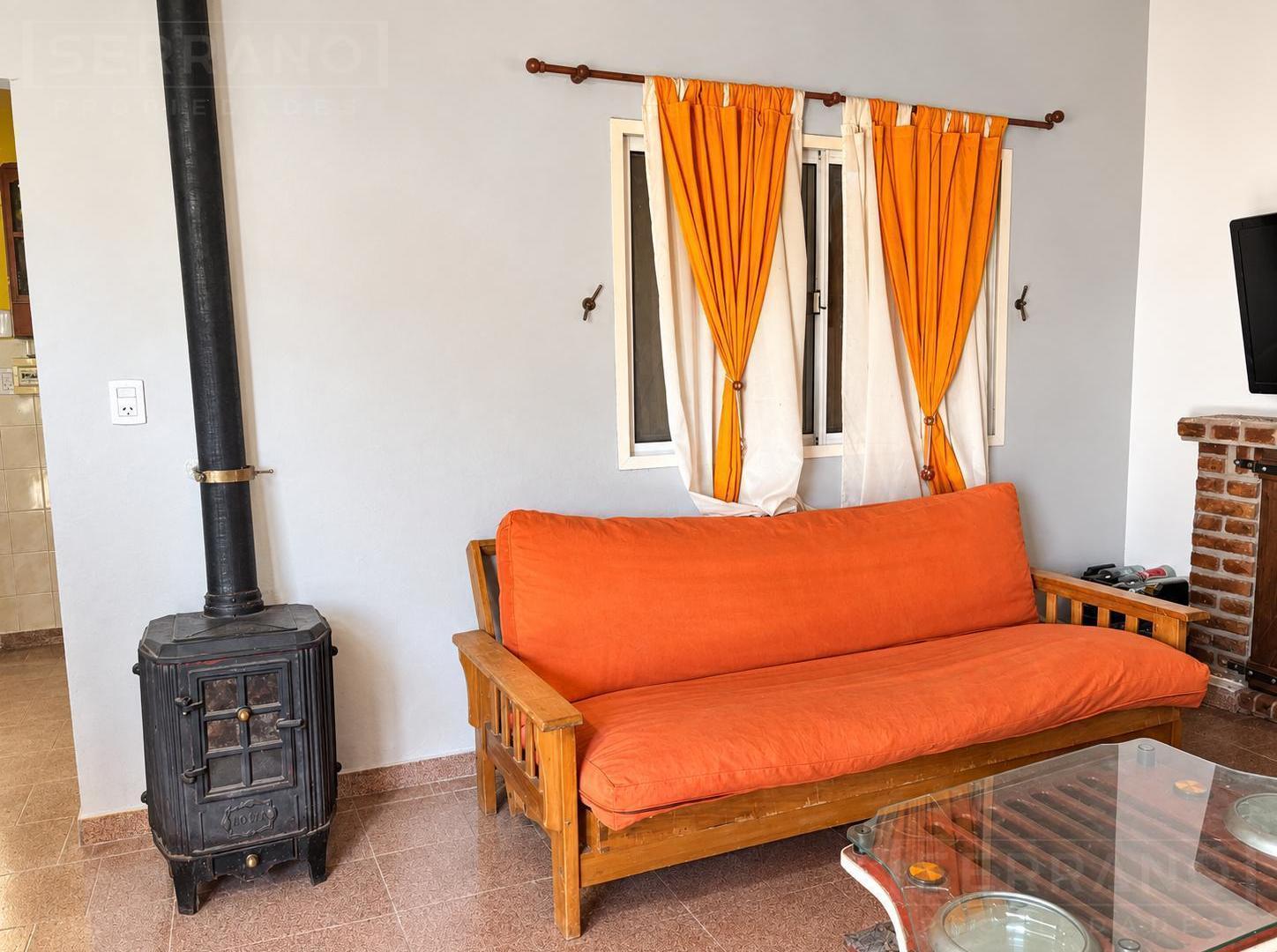 Foto de Venta casa 3 ambientes con pileta, en lote de 730m2, calle G. De La, imagen 5