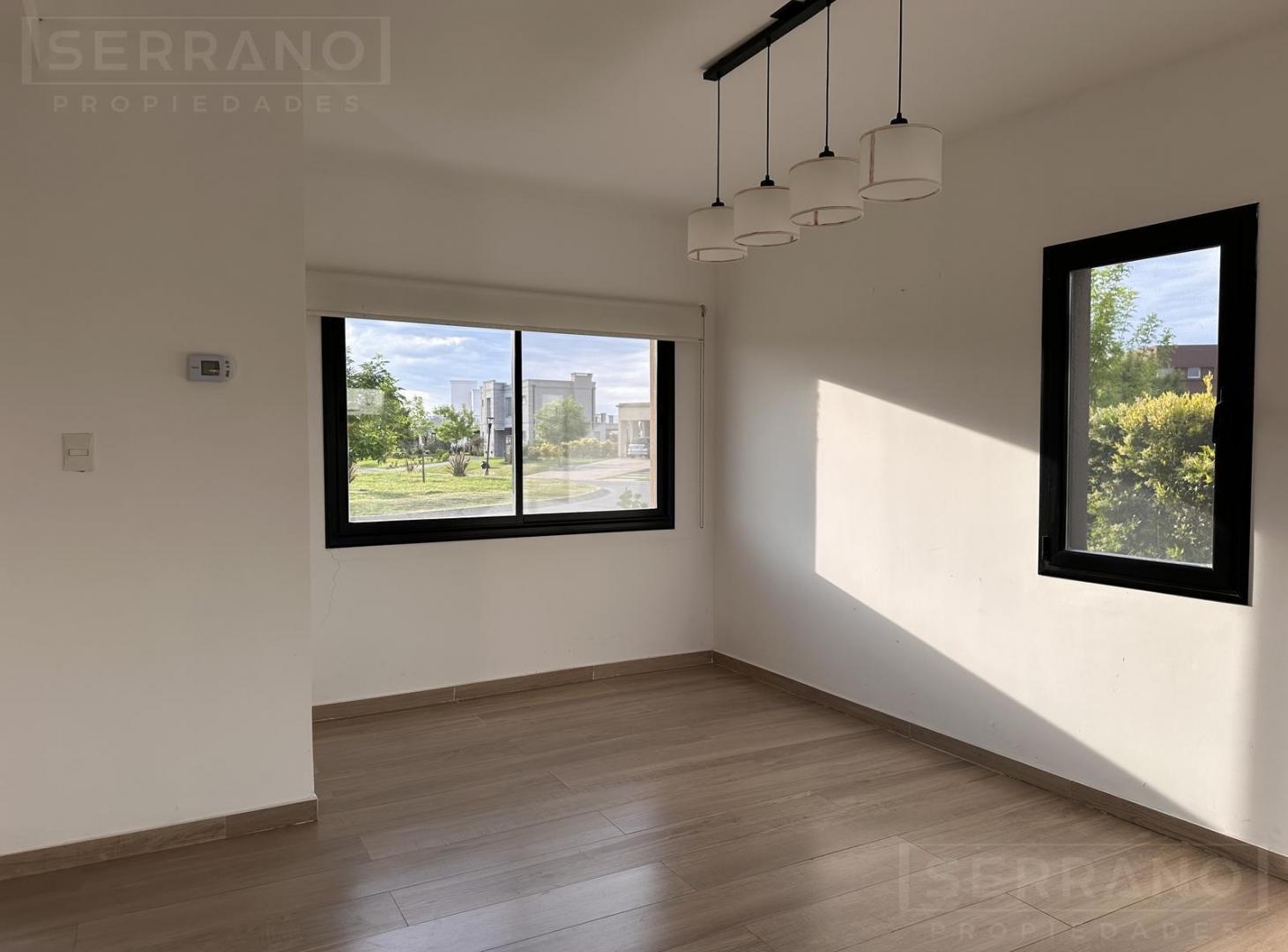 Foto de Casa en alquiler anual de 5 ambientes a estrenar con pileta en Haras, imagen 1