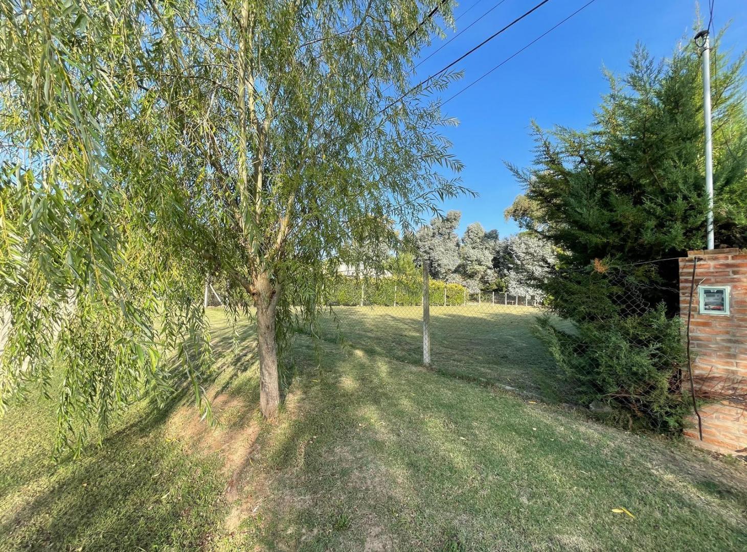 Foto de Lote en venta de 1066m2 En el Cazador - Con bomba de agua y luz, imagen 2