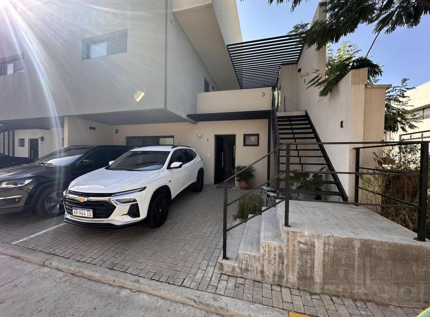 Foto de Venta departamento 3 Ambientes con parrilla y Jardin - Altos del, imagen 4