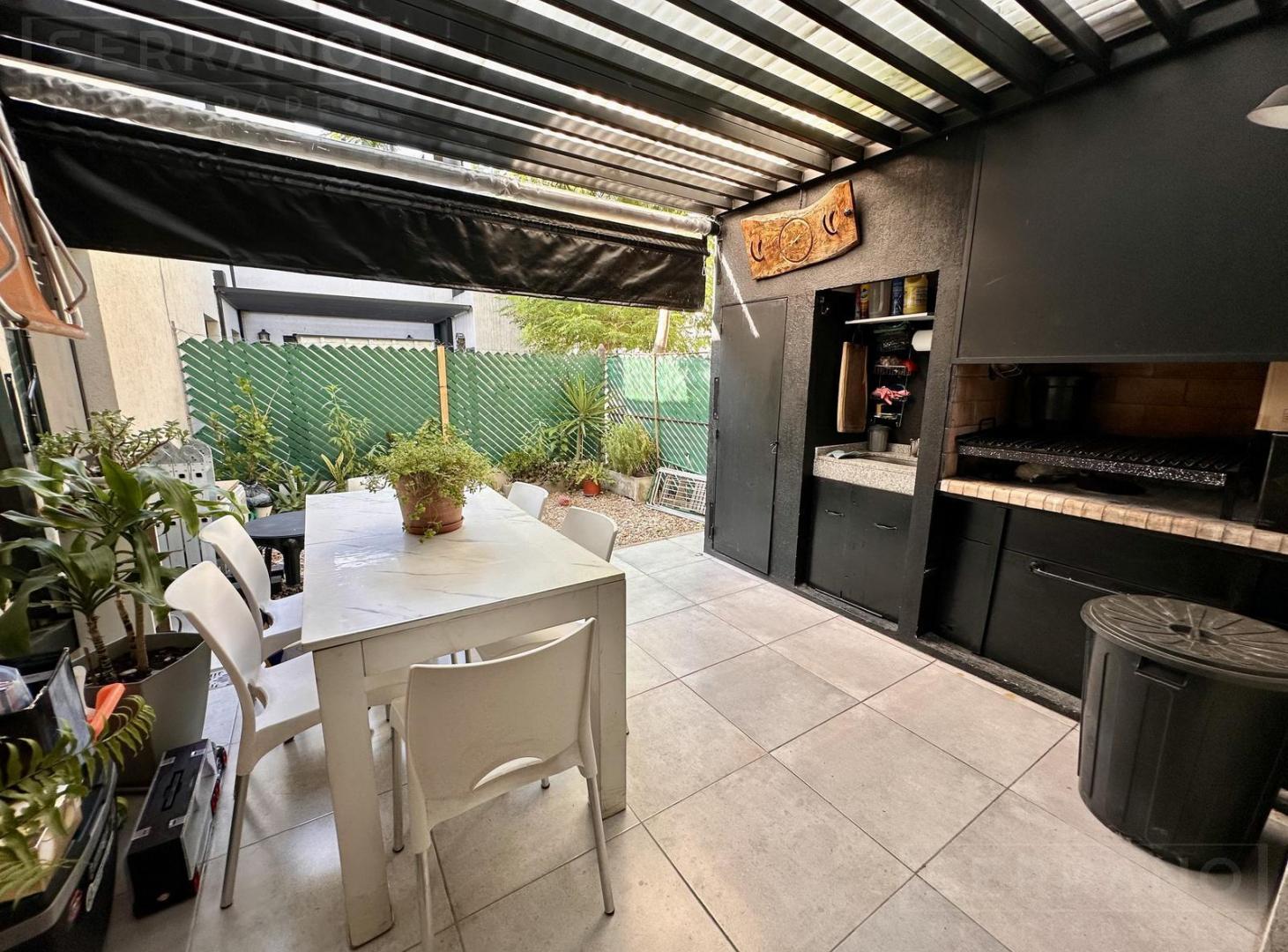 Foto de Venta departamento 3 Ambientes con parrilla y Jardin - Altos del, imagen 2