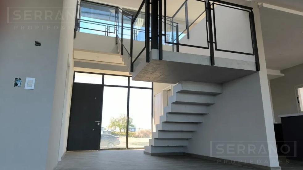Foto de Venta Casa 7 Ambientes con Salida a la Laguna en San Sebastián, Escobar, imagen 5