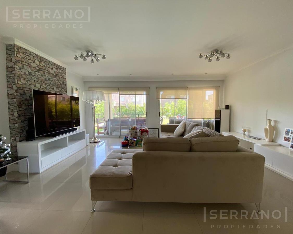 Foto de Venta con renta, hermosa casa en lote interno, de 3 dormitorios, imagen 4