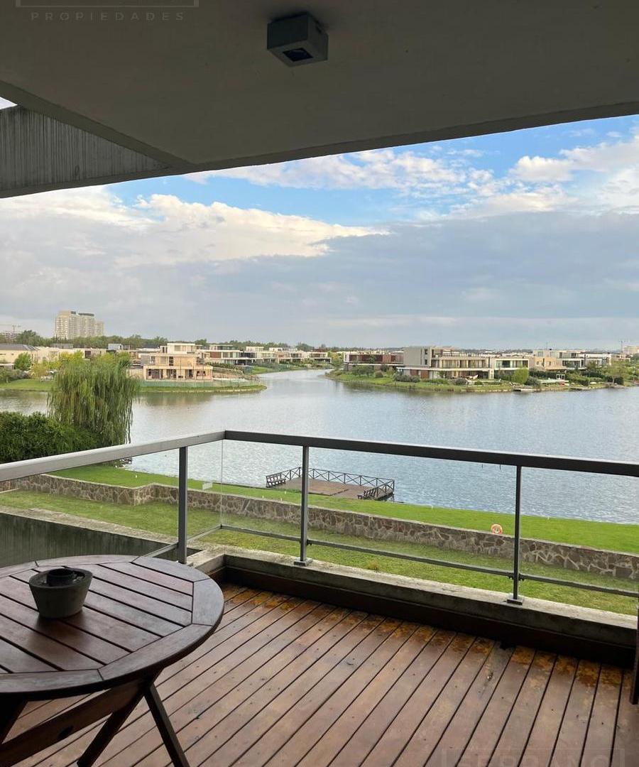 Foto de Venta Departamento 2 ambientes con vista al agua en QBay Golf, Nordelta, imagen 1