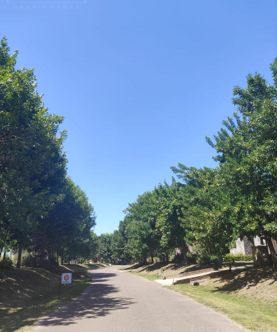 Foto de Lote de Terreno de 1200 m2 en Venta en el Club de Campo Los Palenques, imagen 2