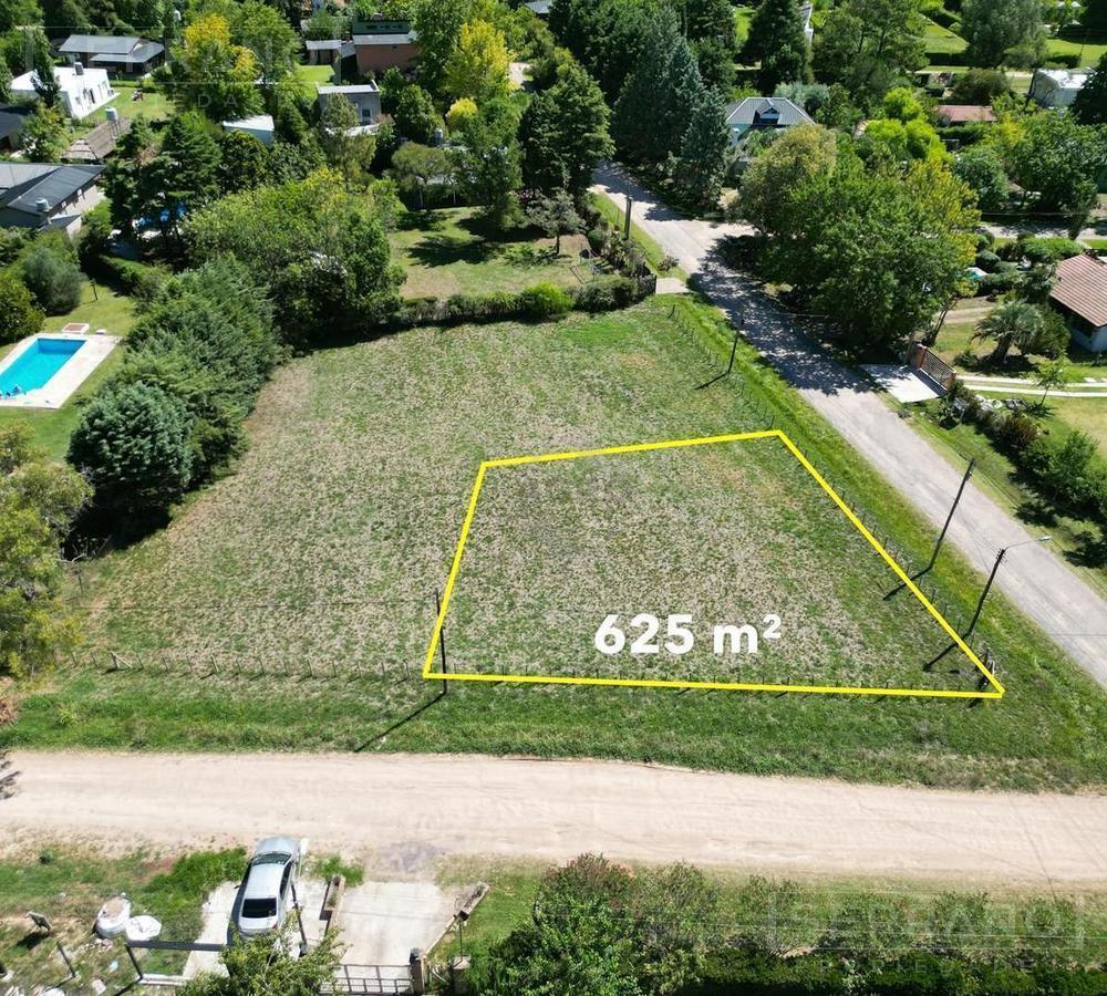 Foto de Terreno Lote en Venta en Barrio Parque Sakura, Exaltación de la Cruz, imagen 2