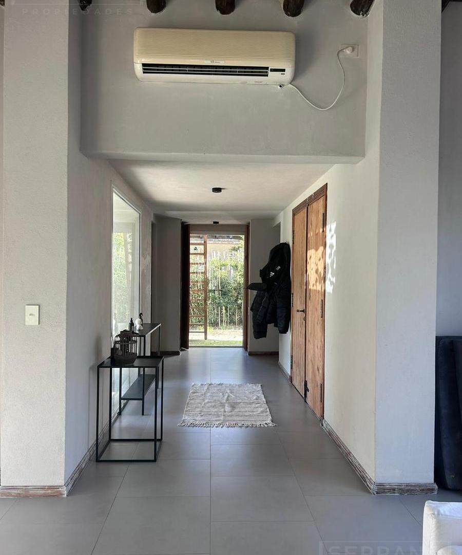 Foto de Alquiler Casa, 4 ambientes en una sola planta, Barrio Santa Maria de, imagen 4
