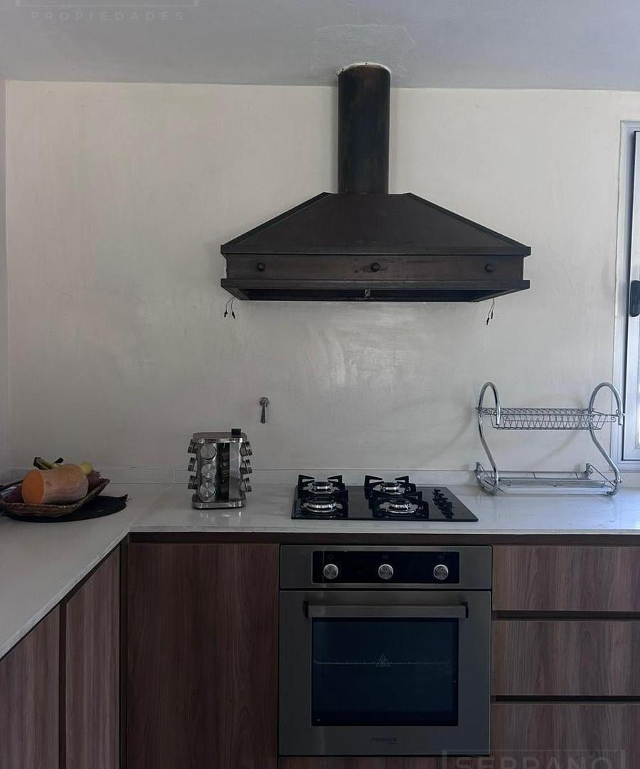 Foto de Alquiler Casa, 4 ambientes en una sola planta, Barrio Santa Maria de, imagen 3