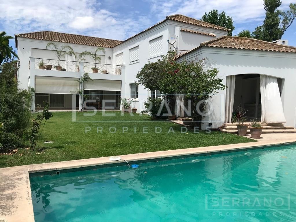 Foto de Venta Casa 5 ambientes con Jardin y Piscina Barrio cerrado Solares del, imagen 1