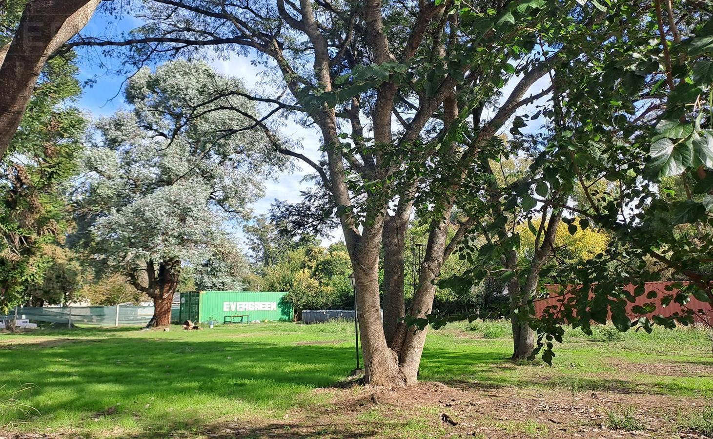 Foto de LDO. Venta Lote 2165m2 con mejoras Barrio El Remanso, imagen 4