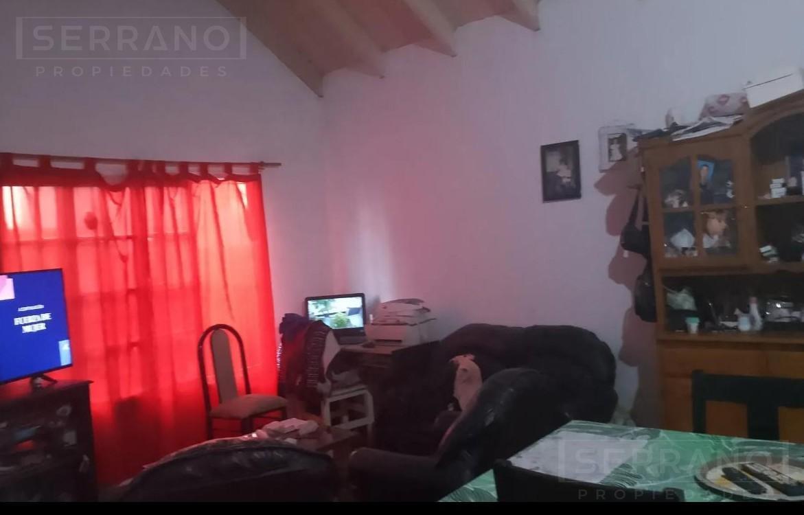 Foto de venta casa 4 ambientes en el Centro de Cañuelas. Apto credito, imagen 4