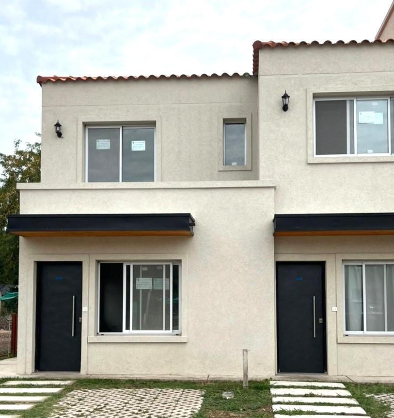 Foto de Venta Casa 4 ambientes en La Angélica Pilar, imagen 3