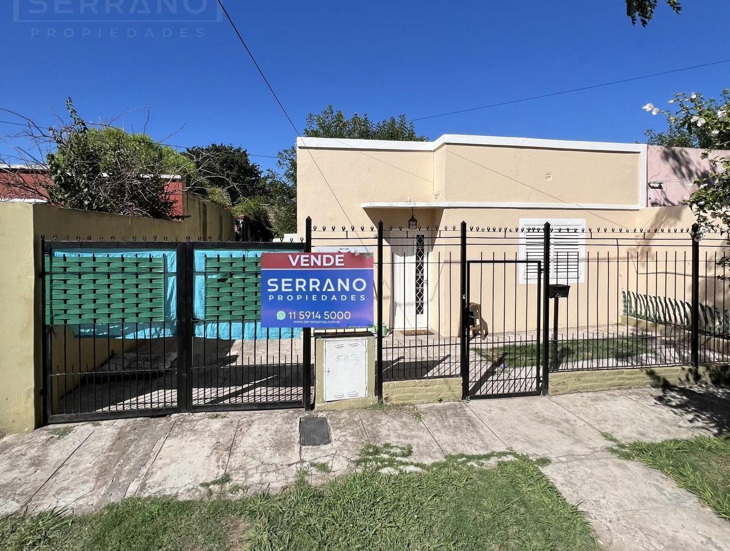 Foto de Venta o permuta casa 3 amb con excelente ubicación. Lanusse, imagen 4