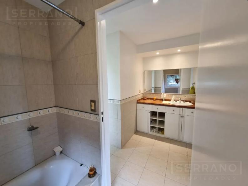 Foto de Venta casa 4 dormitorios en Parque Sakura, Exaltacion de la Cruz, imagen 4