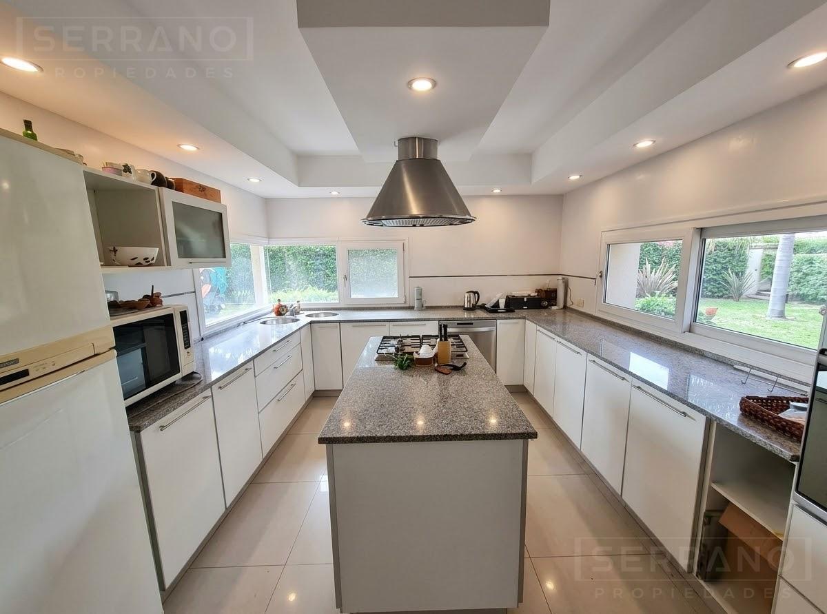 Foto de Venta casa 4 dormitorios en Parque Sakura, Exaltacion de la Cruz, imagen 3