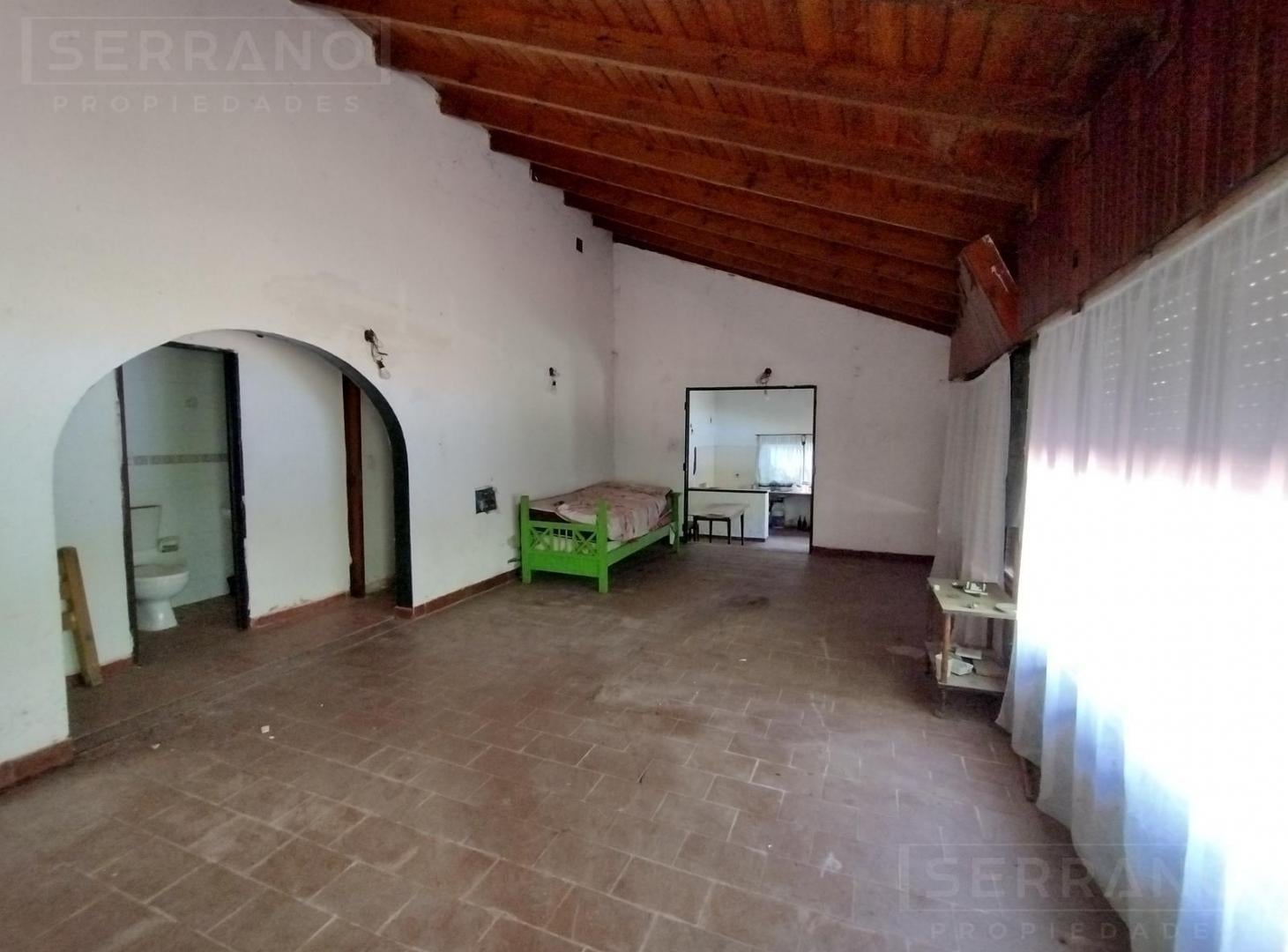 Foto de Venta Casa a refaccionar 4 ambientes, lote de 1460 m2, imagen 3
