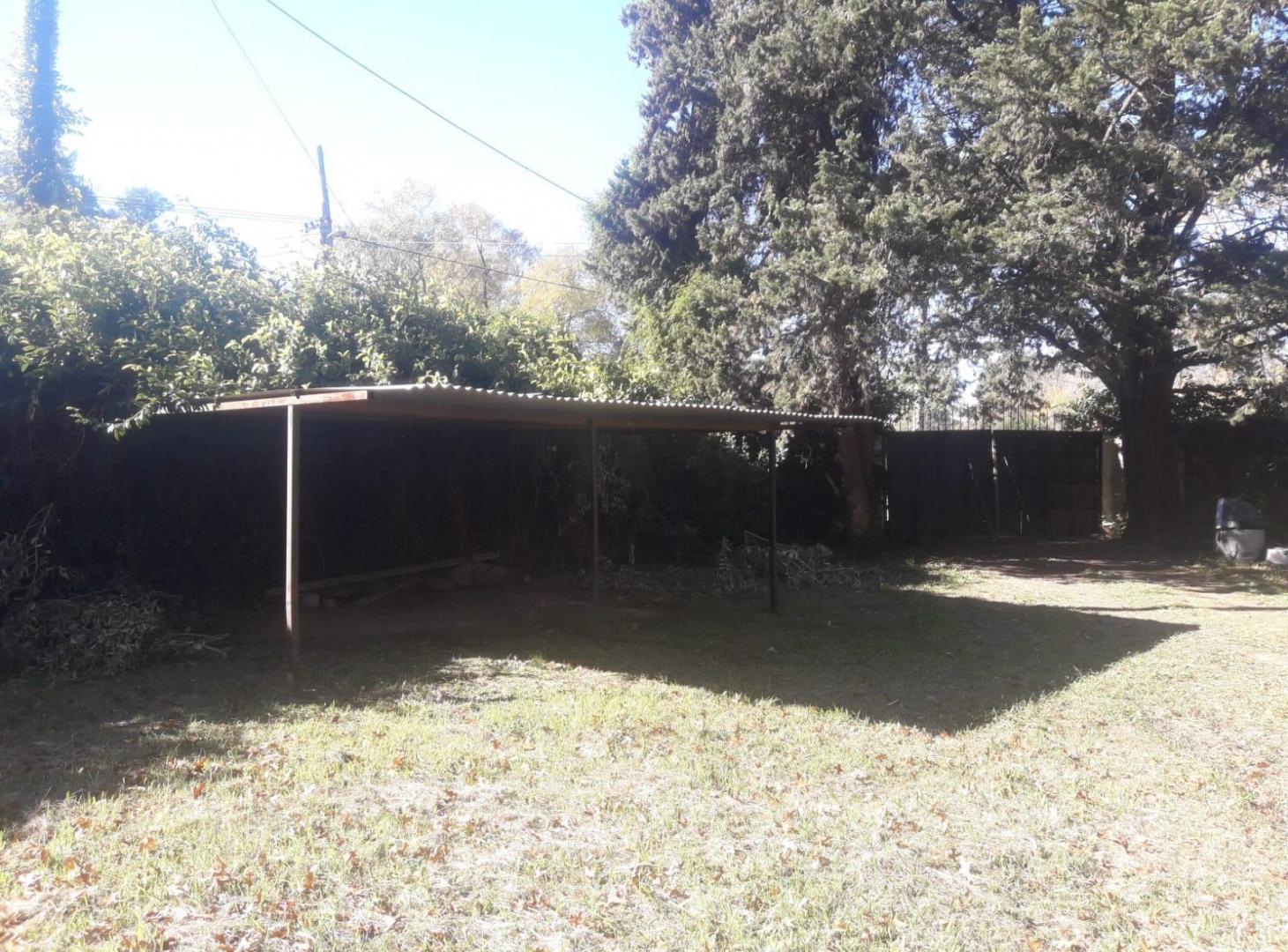 Foto de Venta Casa Quinta de 4 amb con amplio terreno en Loma Verde, imagen 5