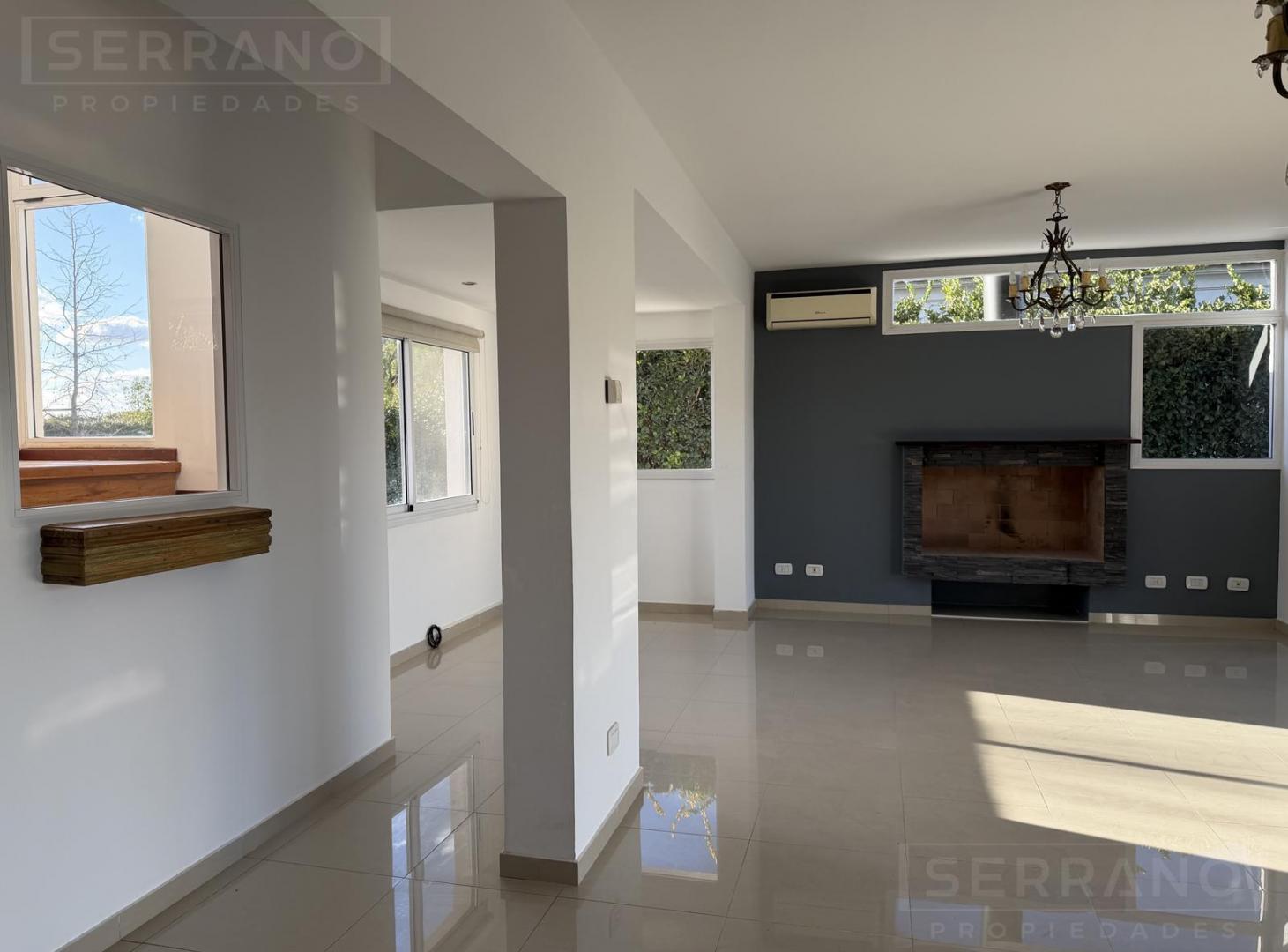 Foto de Alquiler casa de 6 ambientes con pileta, muelle propio y salida al Río, imagen 5