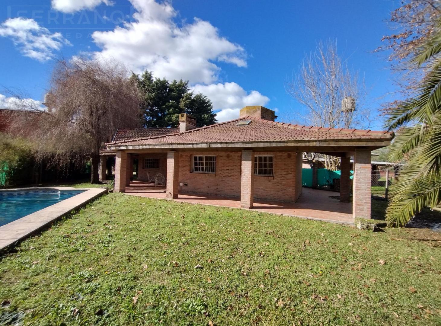Foto de Venta. Casa 3 Ambientes. Con Pileta Y Gas Natural. Barrio Parque, imagen 5