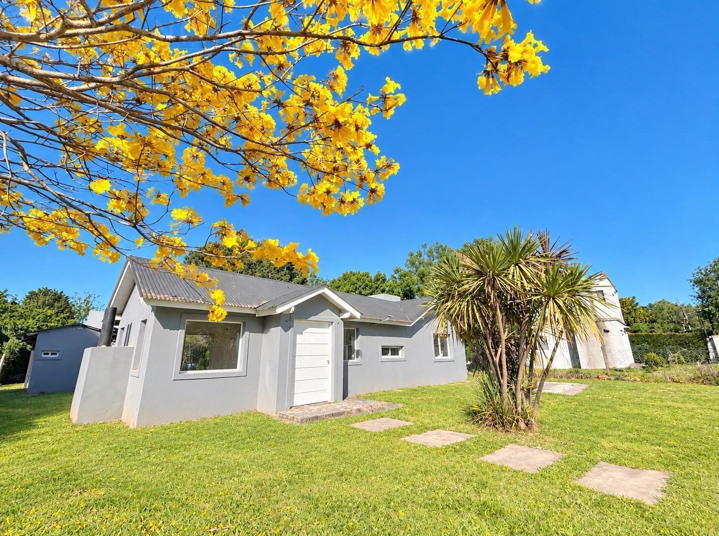 Foto de Venta. Casa 3 Ambientes. Con Quincho y Parrilla. Barrio Parque Sakura, imagen 1