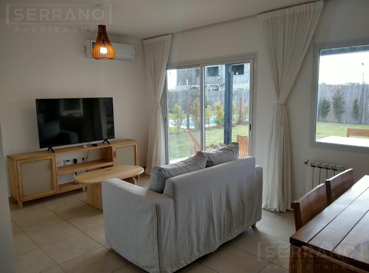 Foto de Venta Casa en Santa Ana con 3 Dormitorios jardin y pileta en Villanueva, imagen 1