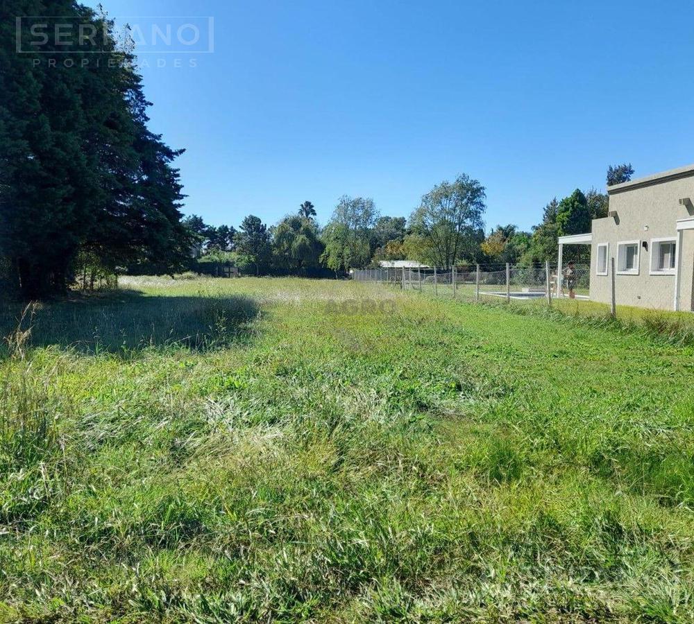 Foto de Venta Lote de 730 m2 en Barrio Parque Sakura, Exaltacion de la Cruz, imagen 2